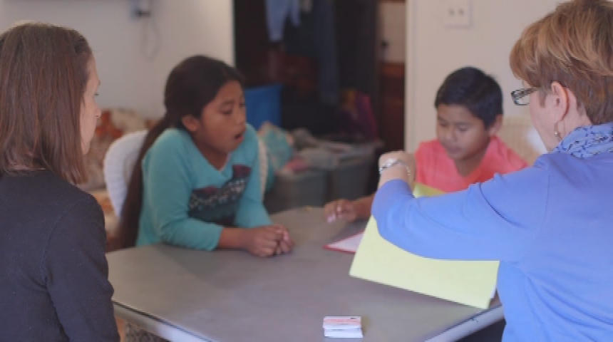 Thumbnail image for Mano al Hermano